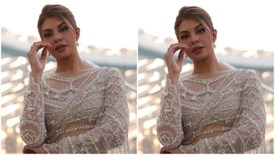 In white pearl ear studs from the shelves of Diosa Paris by Darshan Dave, Jacqueline accessorised her look and added more glam to it. (Instagram/@jacquelinef143)