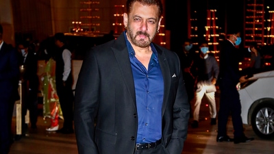Salman Khan arrives during Arangetram ceremony of Radhika Merchant, in Mumbai, Sunday, June 5, 2022. (PTI Photo)(PTI06_05_2022_000255B) (PTI) Salman Khan arrives during Arangetram ceremony of Radhika Merchant, in Mumbai, Sunday, June 5, 2022. (PTI Photo)(PTI06_05_2022_000255B) (PTI)