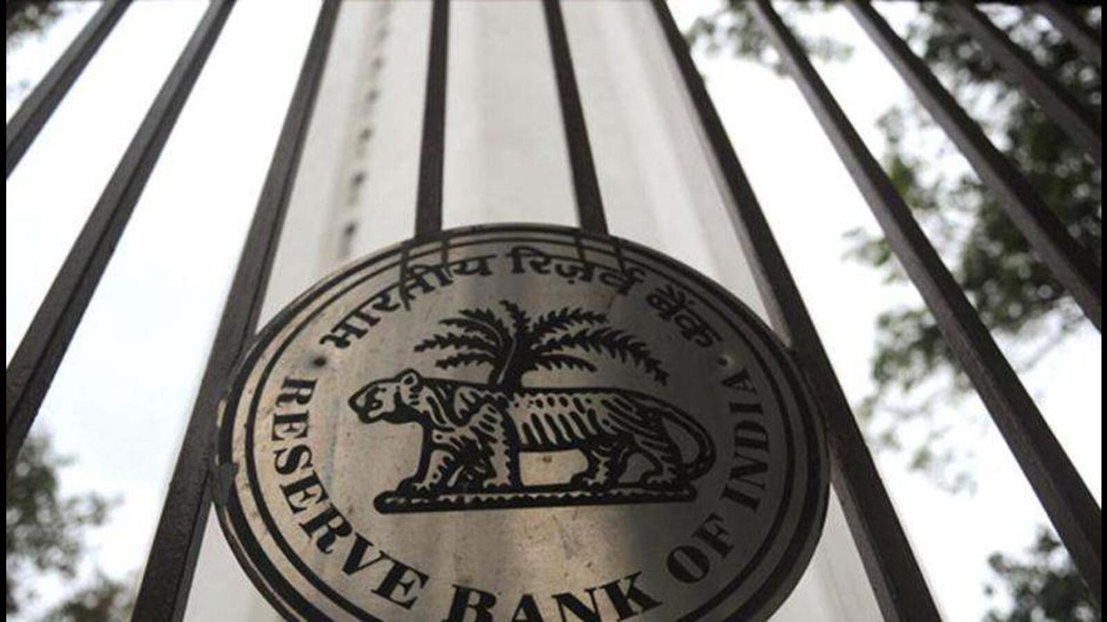 RBI likely to hike policy repo rate by 40-50 basis points, banks cautious