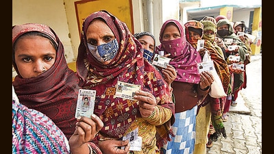 The election commission has been considering the possibility of remote voting by allowing people to cast their votes from their place of work. (Sakib Ali /HT photo) The election commission has been considering the possibility of remote voting by allowing people to cast their votes from their place of work. (Sakib Ali /HT photo)