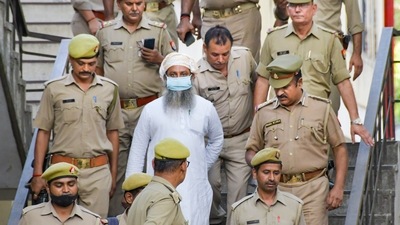 Waliullah Khan, the convict in the 2006 Varanasi serial blasts case being brought to the Ghaziabad district and sessions court. (PTI) Waliullah Khan, the convict in the 2006 Varanasi serial blasts case being brought to the Ghaziabad district and sessions court. (PTI)