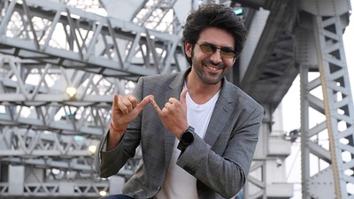 Kartik Aaryan poses for a photo while promoting his film Bhool Bhulaiyaa 2. (Sudipta Banerjee) Kartik Aaryan poses for a photo while promoting his film Bhool Bhulaiyaa 2. (Sudipta Banerjee)