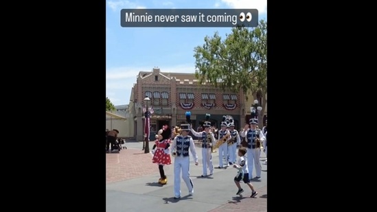 The boy couldn't contain his excitement as he rushed over to hug Minnie Mouse at Disneyland. (jessicasview_/Instagram ) The boy couldn't contain his excitement as he rushed over to hug Minnie Mouse at Disneyland. (jessicasview_/Instagram )