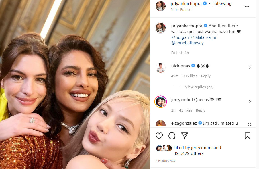 Priyanka Chopra Xxxvideo - Priyanka Chopra bonds with Anne Hathaway and BLACKPINK's Lisa in Paris. See  pics | Bollywood - Hindustan Times