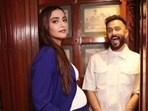Sonam Kapoor with husband Anand Ahuja. The couple is awaiting the arrival of their first child together in 2022. Sonam Kapoor with husband Anand Ahuja. The couple is awaiting the arrival of their first child together in 2022.