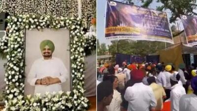 People gathering to pay tributes to Punjabi singer Sidhu Moose Wala at the bhog ceremony organised in Mansa district on Wednesday. (HT Photo) People gathering to pay tributes to Punjabi singer Sidhu Moose Wala at the bhog ceremony organised in Mansa district on Wednesday. (HT Photo)