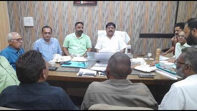 Members of MC employees’ union during a meeting over pending demands at the MC’s Zone-A office in Ludhian. (Harvinder Singh/HT)