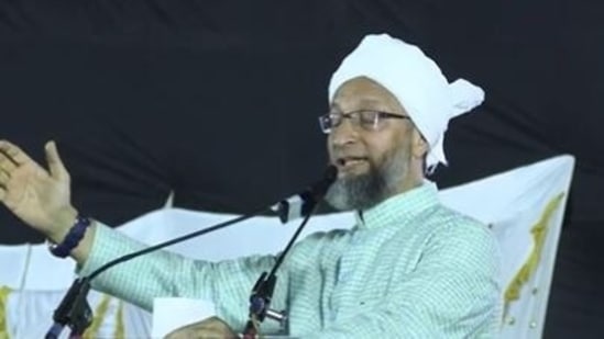 Owaisi said the former BJP spokespersons should be arrested for their comments without naming Nupur Sharma and Naveen Jindal.&nbsp;