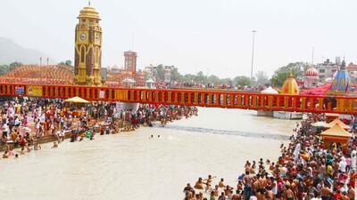 Pilgrims from various parts of the country arrived at various Ganga ghats on Ganga Dussehra (Rameshwar Gaur) Pilgrims from various parts of the country arrived at various Ganga ghats on Ganga Dussehra (Rameshwar Gaur)