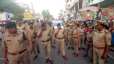 Police maintaining vigil in Lucknow. (ANI PHOTO) Police maintaining vigil in Lucknow. (ANI PHOTO)