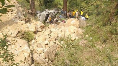 A State Disaster Response Force (SDRF) team rushed to the accident spot near Paukhar village on Ghuttu-Ghansali road in Tehri district.