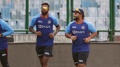 Hardik Pandya (L) and Rishabh Pant (AP) Hardik Pandya (L) and Rishabh Pant (AP)
