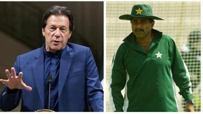 Imran Khan and Javed Miandad. (Reuters/Getty) Imran Khan and Javed Miandad. (Reuters/Getty)