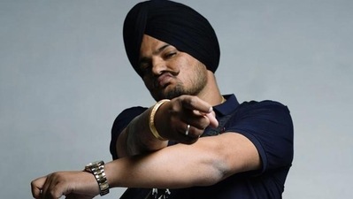 Lawrence Bishnoi has been named the mastermind in the murder of Sidhu Moose Wala. Lawrence Bishnoi has been named the mastermind in the murder of Sidhu Moose Wala. 