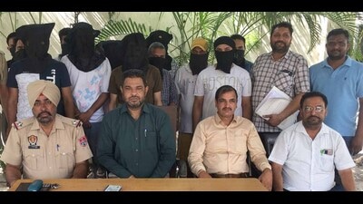 The accused in custody of Ludhiana police on Thursday. (Harvinder Singh/HT)