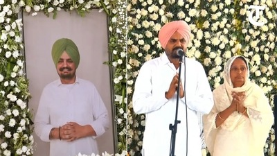 Sidhu Moose Wala's parents during his antim ardas ceremony on Wednesday.
