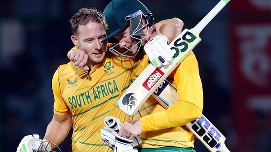 South Africa's Rassie van der Dussen and David Miller celebrate after winning the first T20I against India at the Arun Jaitley Stadium in New Delhi on Thursday.