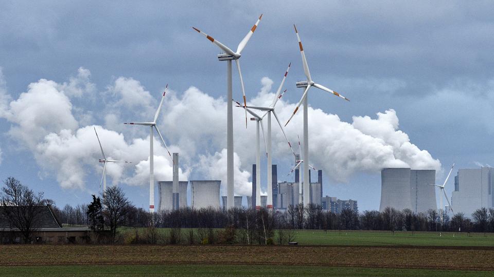 Frequency of high energy-producing wind speeds will decrease as a whole but those of low energy-producing wind speeds are likely to increase, a regional analysis of wind potential indicated. (AP) Frequency of high energy-producing wind speeds will decrease as a whole but those of low energy-producing wind speeds are likely to increase, a regional analysis of wind potential indicated. (AP)