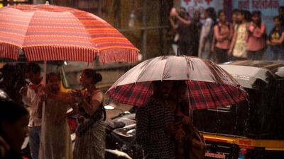 The arrival of the monsoon in Mumbai is not expected before June 13. The city recorded 15.5mm rainfall in 24 hours, ending 8:30am on Friday, as widespread pre-monsoon showers were recorded across the larger Mumbai Metropolitan Region. (Bachchan Kumar/HT PHOTO) The arrival of the monsoon in Mumbai is not expected before June 13. The city recorded 15.5mm rainfall in 24 hours, ending 8:30am on Friday, as widespread pre-monsoon showers were recorded across the larger Mumbai Metropolitan Region. (Bachchan Kumar/HT PHOTO)