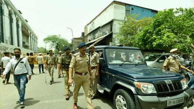 Noida police commissioner Alok Singh takes stock of the security arrangements near the Sector 8 mosque on Friday. (Sunil Ghosh/ HT) Noida police commissioner Alok Singh takes stock of the security arrangements near the Sector 8 mosque on Friday. (Sunil Ghosh/ HT)