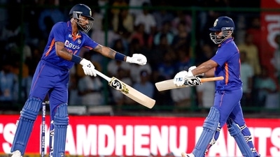 India's Hardik Pandya and Rishabh Pant during the 1st T20I match between India and South Africa, at Arun Jaitley Stadium in New Delhi on Thursday. (ANI) India's Hardik Pandya and Rishabh Pant during the 1st T20I match between India and South Africa, at Arun Jaitley Stadium in New Delhi on Thursday. (ANI)