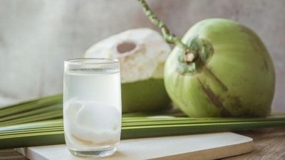 8. Coconut Water - Not just drinking it is the most impactful in this heat, coconut water can be applied on the skin too. It helps in getting rid of tan and soothes skin. Leaves skin fresh and cool. It is also very good for oily skin. (Shutterstock) 8. Coconut Water - Not just drinking it is the most impactful in this heat, coconut water can be applied on the skin too. It helps in getting rid of tan and soothes skin. Leaves skin fresh and cool. It is also very good for oily skin. (Shutterstock)