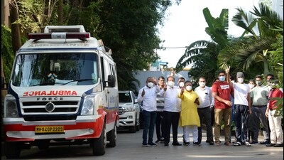 The BJP on Friday arranged a cardiac ambulance for MLA from Pimpri-Chinchwad, Laxman Jagtap (third from right) who travelled to Mumbai to cast his vote. (HT PHOTO)