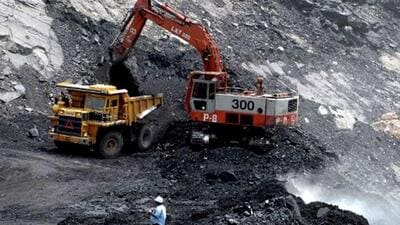 The Telangana government has strongly resisted the latest order from the Centre on the mandatory import of 10 per cent of its coal requirements for thermal power generation, an official aware of the developments said on Friday. (HT Archives)