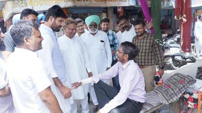 Punjab Congress chief Amarinder Singh Raja Warring interacting with locals in Sangrur. (HT Photo) Punjab Congress chief Amarinder Singh Raja Warring interacting with locals in Sangrur. (HT Photo)