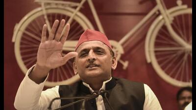 Akhilesh Yadav also urged people to maintain peace and asked the government not to delay tough action against those issuing objectionable statements. (File Photo)