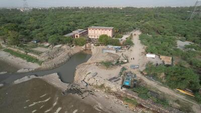 A view of the drying Yamuna at Wazirabad. (Sourced) A view of the drying Yamuna at Wazirabad. (Sourced)