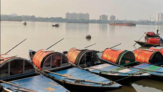 A holiday picture of the river Hooghly