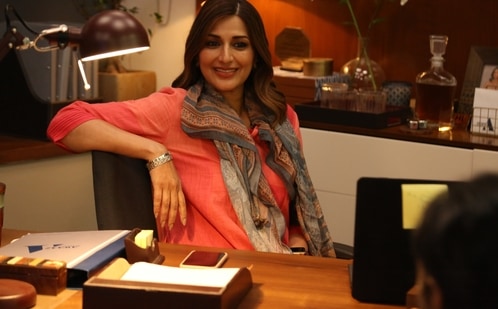 Sonali Bendre in a still from her latest web series The Broken News.