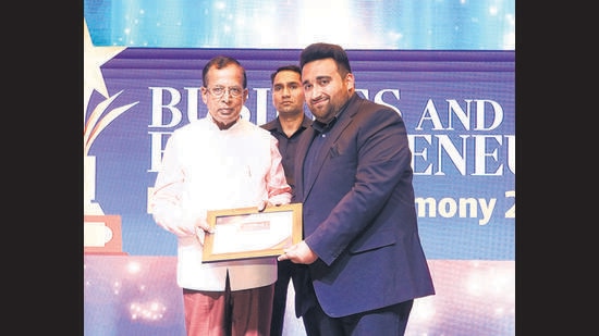 Pulkit Kapoor: MILLENIAL ENTREPRENEUR OF THE REGION: Union minister of state for commerce and industry Som Parkash felicitating Pulkit Kapoor. Pulkit Kapoor: MILLENIAL ENTREPRENEUR OF THE REGION: Union minister of state for commerce and industry Som Parkash felicitating Pulkit Kapoor.