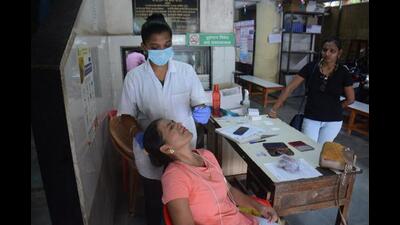 A maximum of 22 Covid cases were registered in SAS Nagar followed by nine in Ludhiana, seven in Patiala, six in Amritsar and four in Jalandhar. Covid-19 cases have started rising in Punjab. (HT File Photo)