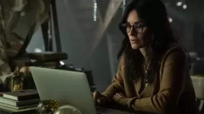 Shining Vale review: Courteney Cox stars as a writer battling depression, or maybe possession. Shining Vale review: Courteney Cox stars as a writer battling depression, or maybe possession.