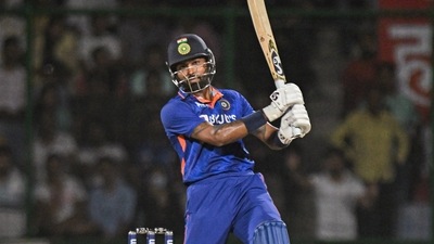 Hardik Pandya (PTI) Hardik Pandya (PTI)
