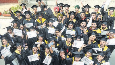 Students in a jubilant mood during the annual convocation at the Postgraduate Government College (PGGC) in Sector 11, Chandigarh. (Ravi Kumar/HT) Students in a jubilant mood during the annual convocation at the Postgraduate Government College (PGGC) in Sector 11, Chandigarh. (Ravi Kumar/HT)