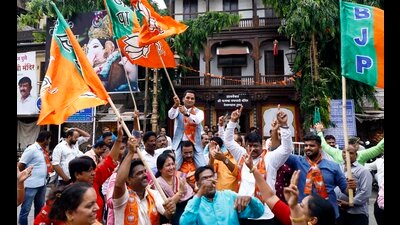BJP party workers and supporters celebrate the success achieved in the Rajya Sabha at Kasba peth in on Sunday. (Rahul Raut/HT PHOTO) BJP party workers and supporters celebrate the success achieved in the Rajya Sabha at Kasba peth in on Sunday. (Rahul Raut/HT PHOTO)