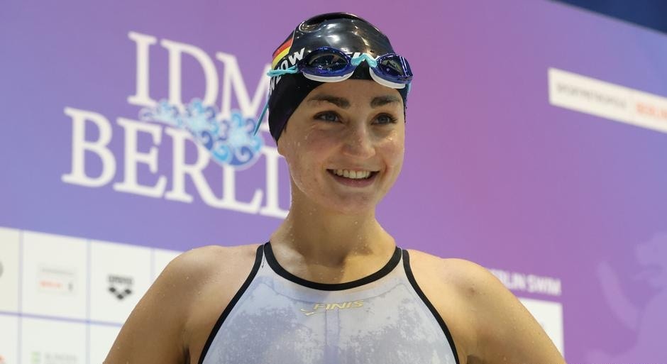 German swimmer Elena Semechin has fought her way back to the top after undergoing surgery on a malignant brain tumor (Juergen Engler/nordphoto/picture alliance) German swimmer Elena Semechin has fought her way back to the top after undergoing surgery on a malignant brain tumor (Juergen Engler/nordphoto/picture alliance)