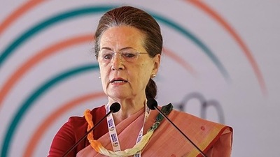 Sonia Gandhi is one of the 22 non-BJP leaders who will be attending meeting called by Mamata Banerjee. (File photo) (PTI) Sonia Gandhi is one of the 22 non-BJP leaders who will be attending meeting called by Mamata Banerjee. (File photo) (PTI)