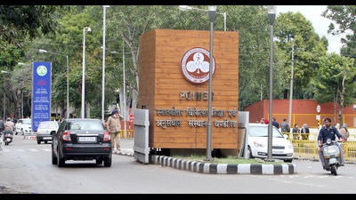 On the occasion, Naresh Panda, head of the department of otolaryngology and head and neck surgery, PGIMER, said that the three modular state of the art OTs with world class facilities will help decrease the long waiting list for patients. (HT File)