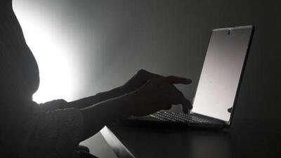 The officers said that the victim told them that he had been receiving threatening and blackmail calls from seven mobile numbers from agents who extorted money from him. (AP) The officers said that the victim told them that he had been receiving threatening and blackmail calls from seven mobile numbers from agents who extorted money from him. (AP)
