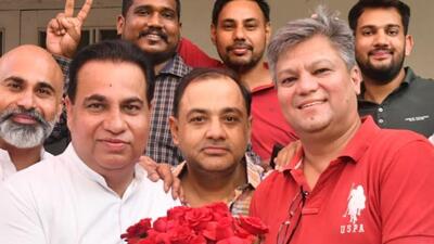 Harmohinder Singh Lucky (left) being greeted by his supporters after his appointment in Chandigarh on Sunday. (HT Photo) Harmohinder Singh Lucky (left) being greeted by his supporters after his appointment in Chandigarh on Sunday. (HT Photo)