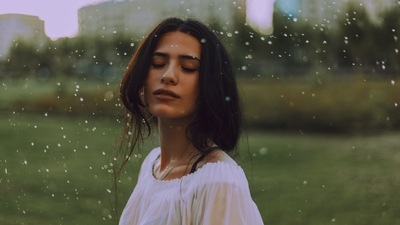 Looking for tips to keep oily skin at bay during monsoon? Try these easy skincare hacks (Anastasiya Lobanovskaya) Looking for tips to keep oily skin at bay during monsoon? Try these easy skincare hacks (Anastasiya Lobanovskaya)