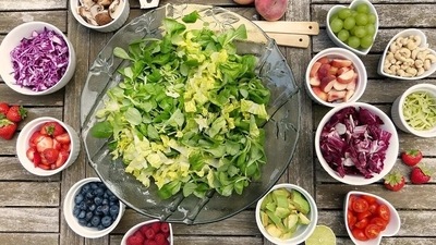 1. Include high-fibre foods in your meal plan - Eating a high-fibre meal can help alleviate pain and cramping, and moodiness around your period. Women who increased their fibre intake from 23 to 31 grams per day reported decreased pain and bloating associated with PMS. These high fibre meals include items like beans, whole grains, legumes, fruits, vegetables, seeds and nuts. (Pixabay) 1. Include high-fibre foods in your meal plan - Eating a high-fibre meal can help alleviate pain and cramping, and moodiness around your period. Women who increased their fibre intake from 23 to 31 grams per day reported decreased pain and bloating associated with PMS. These high fibre meals include items like beans, whole grains, legumes, fruits, vegetables, seeds and nuts. (Pixabay)
