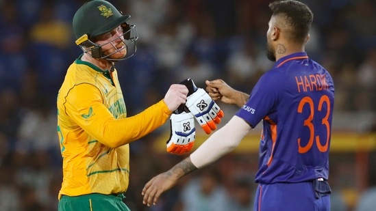 South Africa's Heinrich Klaasen and India's Hardik Pandya during the 2nd T20I match between India and South Africa, at Barabati Stadium in Cuttack (ANI)