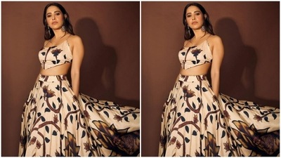 Nushrratt played muse to fashion designer Punit Balana and picked the ivory white lehenga for the pictures. (Instagram/@nushrrattbharuccha)