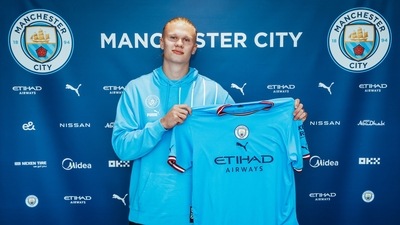 Erling Haaland was unveiled as a Manchester City player on Monday (Twitter/Manchester City) Erling Haaland was unveiled as a Manchester City player on Monday (Twitter/Manchester City)