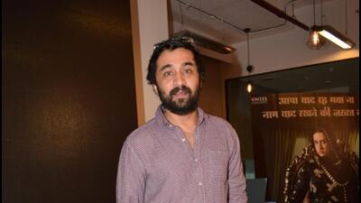 Five people, including Bollywood actor Shakti Kapoor’s son Siddhanth Kapoor, were arrested on Monday on charges of consumption of narcotics at a party in a city hotel, police said. (HT)